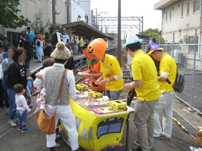 お買物券抽選会の様子